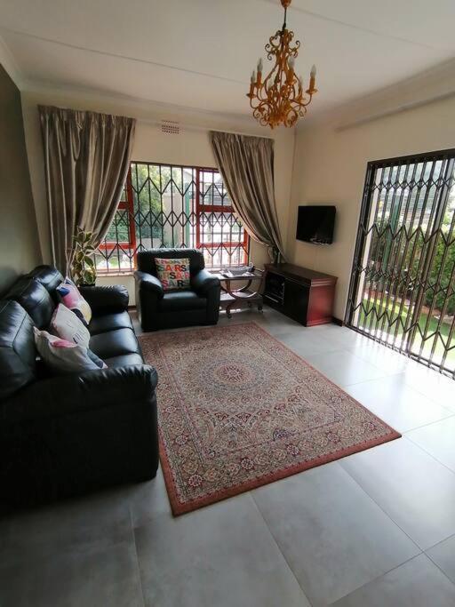 Appartement Garden And Park Leisure On Tugela à Benoni Extérieur photo